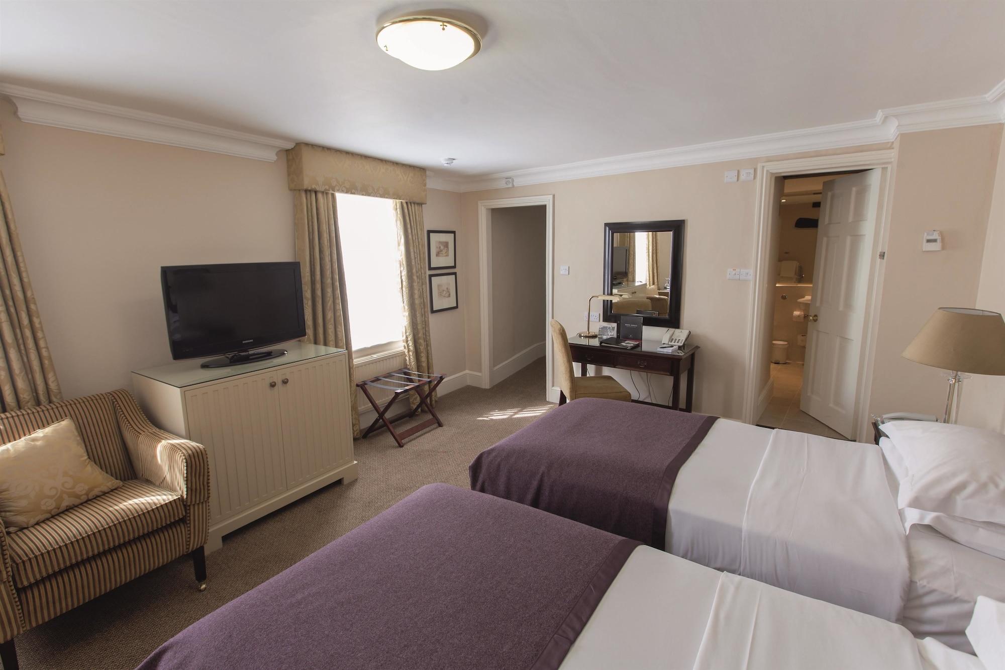 Macdonald Bear Hotel Woodstock Extérieur photo